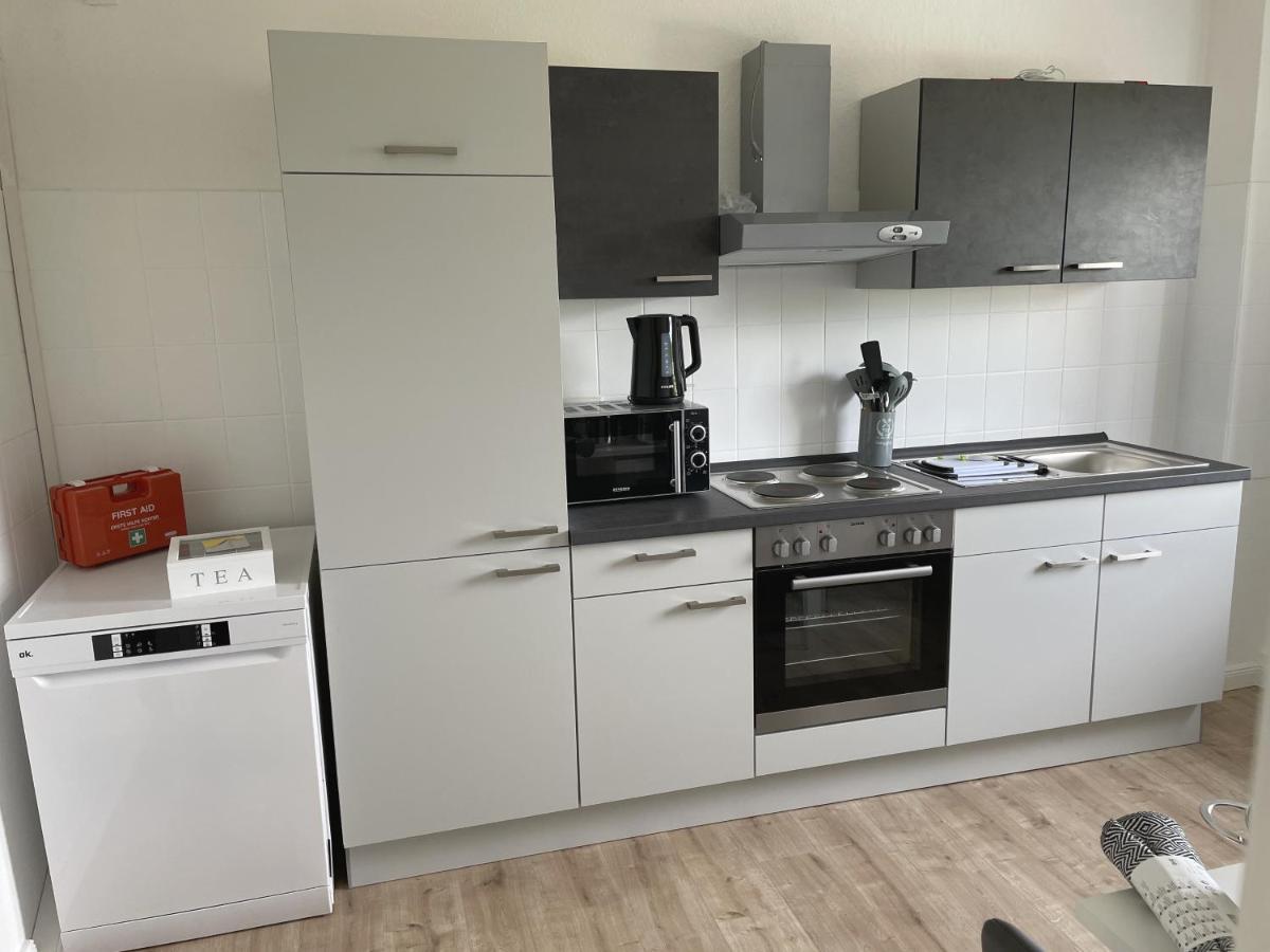 Flatlight - Perfect For 4 - Kitchen - Parking - Netflix Lejlighed Hildesheim Eksteriør billede